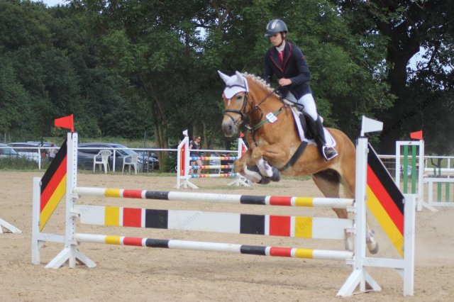 14-05-57_img_3796